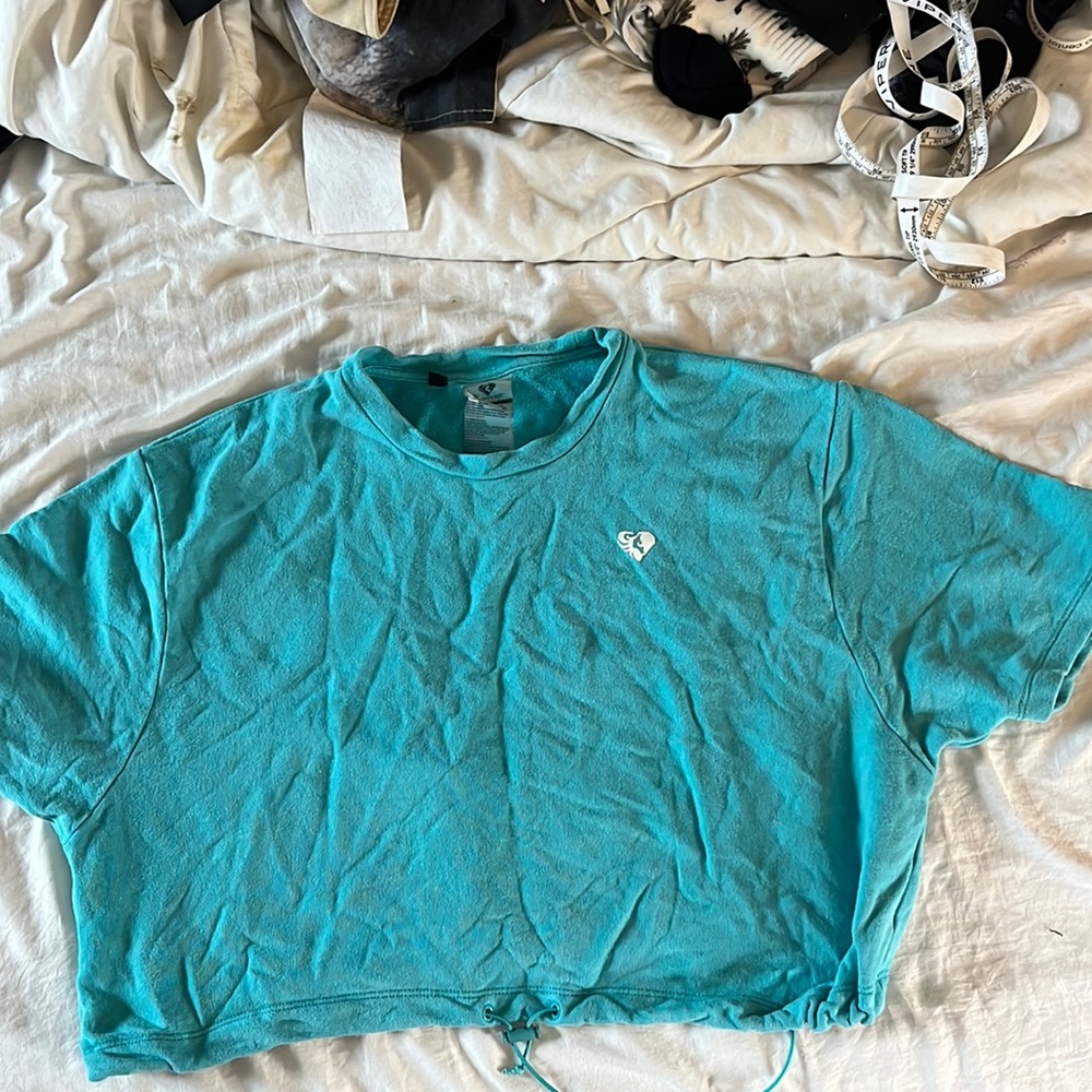 Teal womens best workout cropped tee